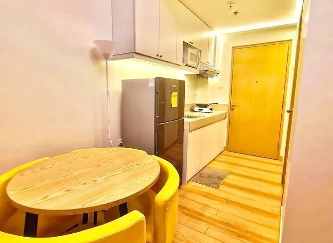 Trees 2 Bedroom Fully Furnished Unit Apartamento